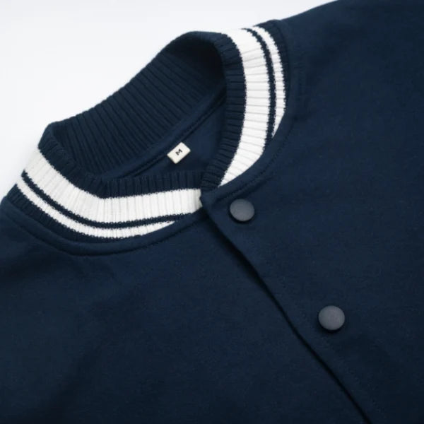 Classic Varsity Jacket - The Perfect Blend of Comfort & Style