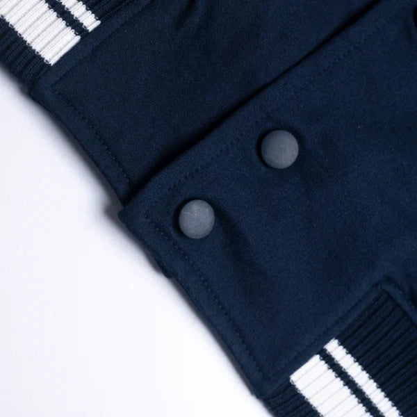 Classic Varsity Jacket - The Perfect Blend of Comfort & Style