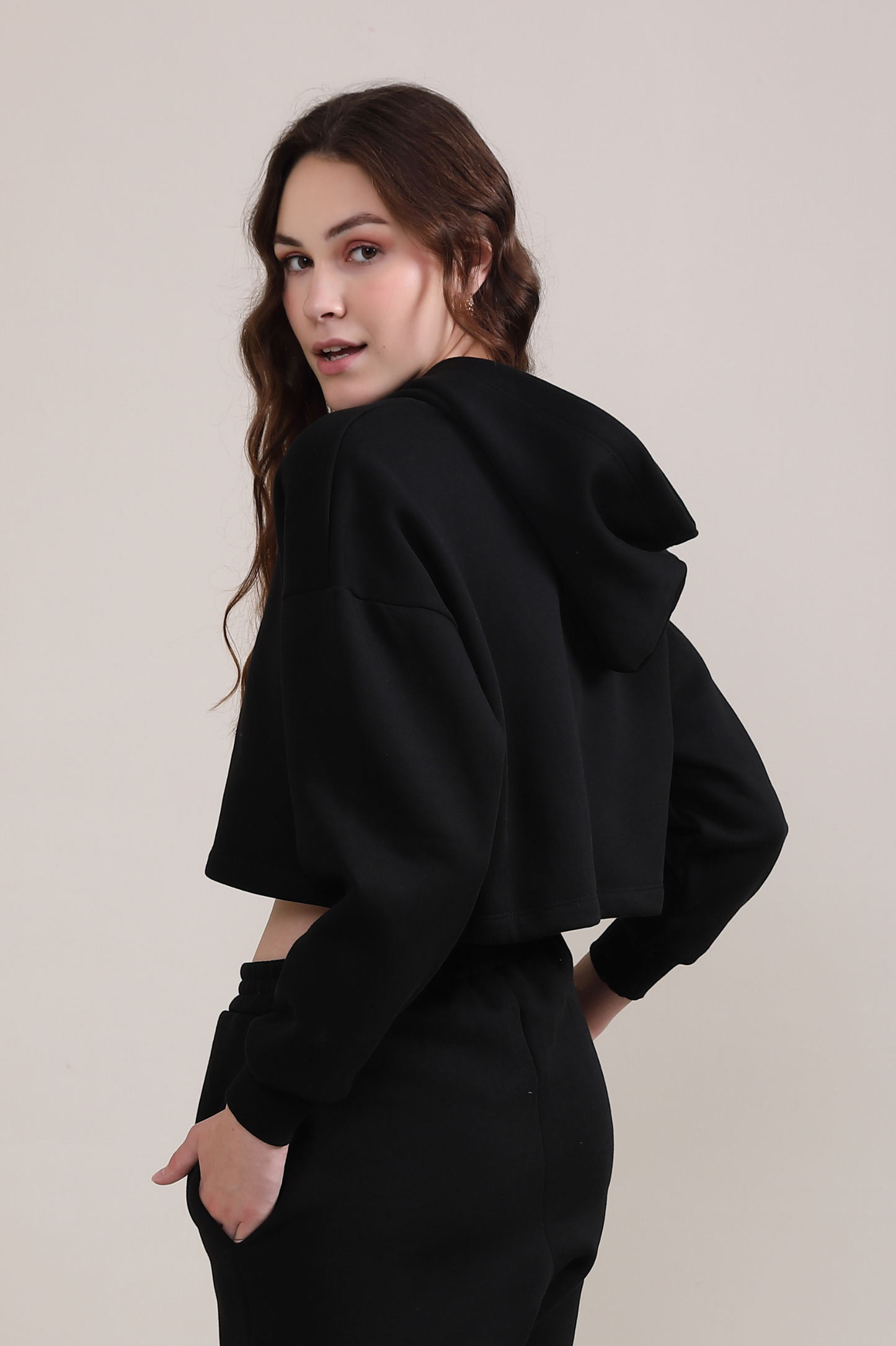 Evo Vogue Luxe Black Crop Hoodie
